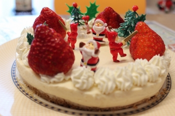 デコレーションヨーグルトクリスマスケーキ